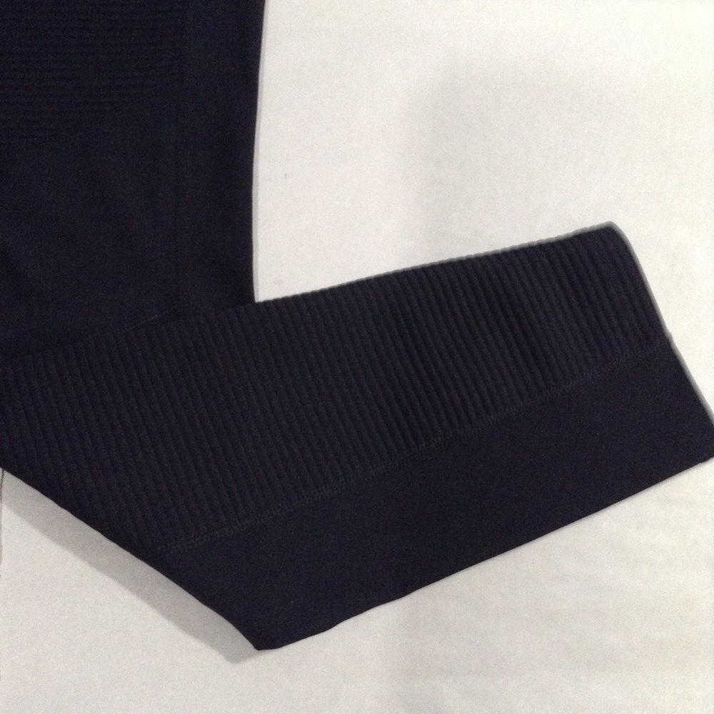 Moto Blocked Fitted Leggings - Picture 6 of 8
